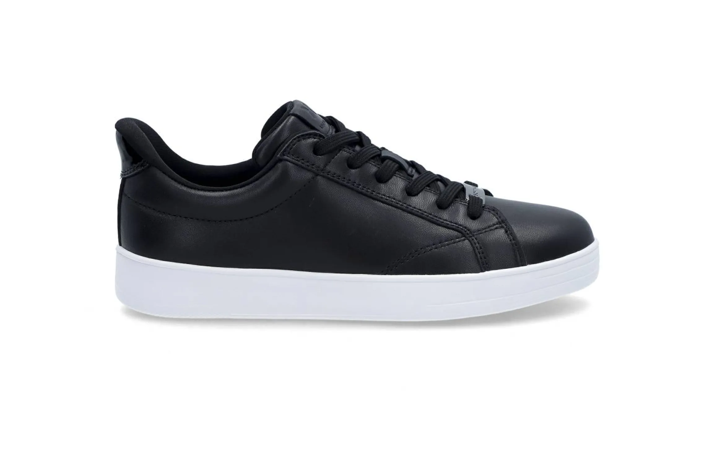 Bekväm och klassisk sneaker