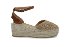Espadrill med ovandel i raffia