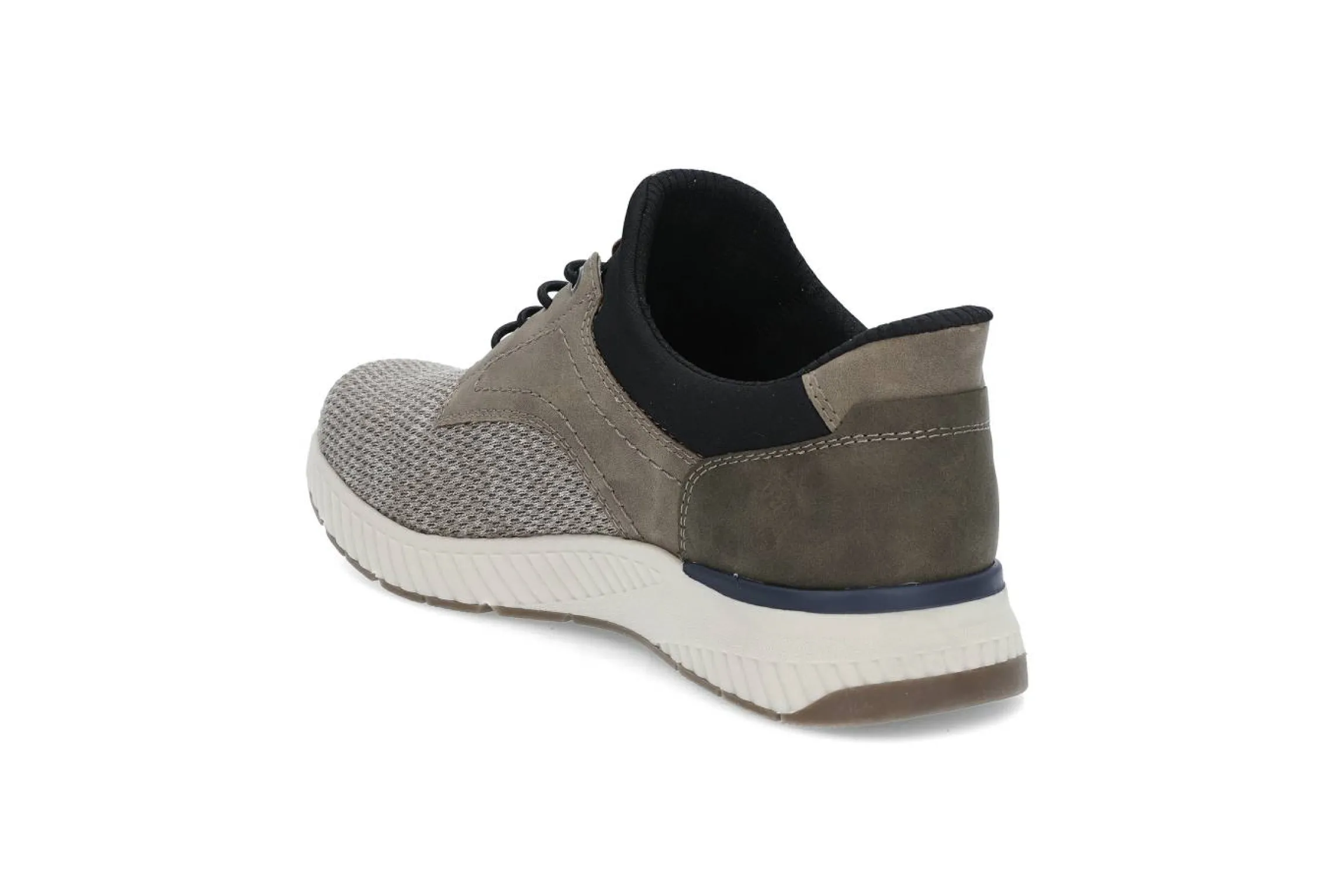 Praktisk slip-on-sko