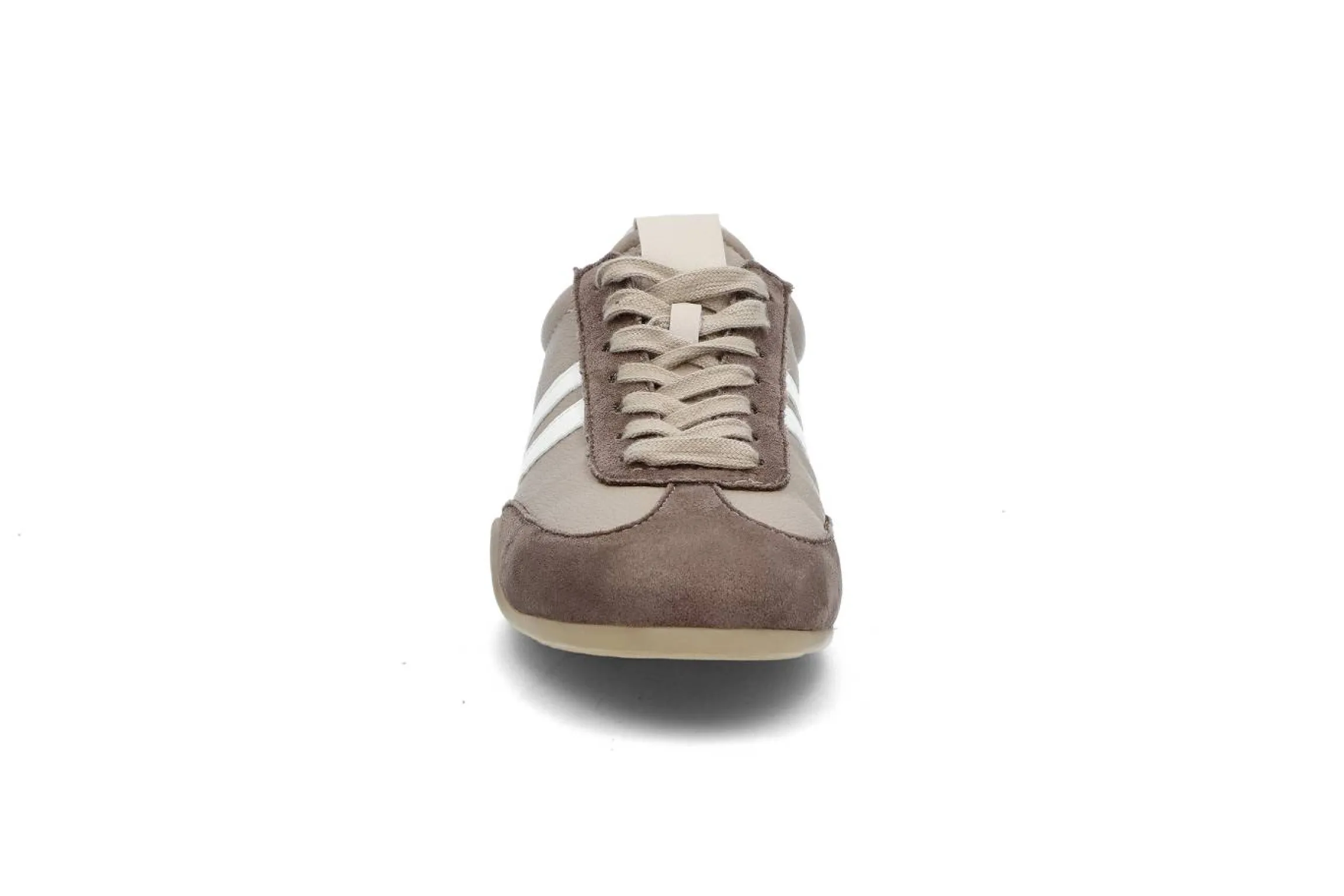 Sportiga sneakers