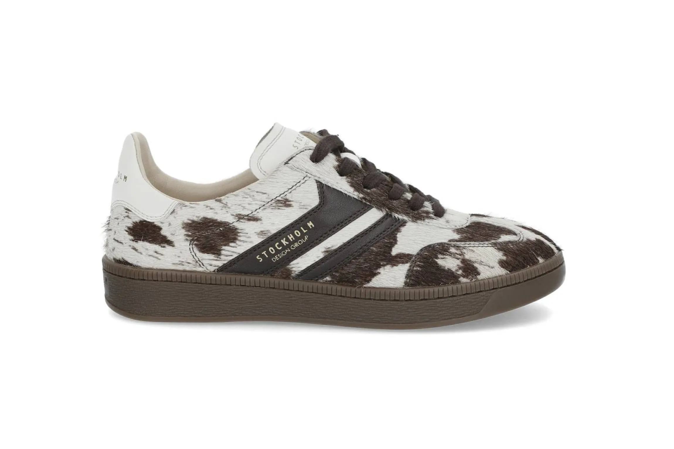 Sporty sneakers